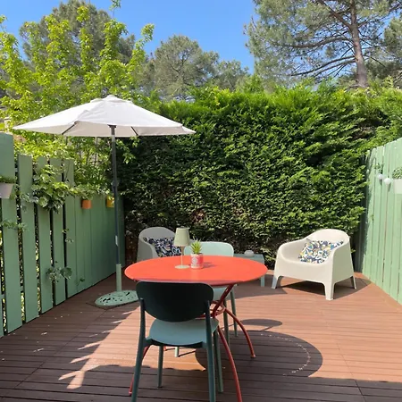 Holiday home Jolie Maison Au Golf Lacanau